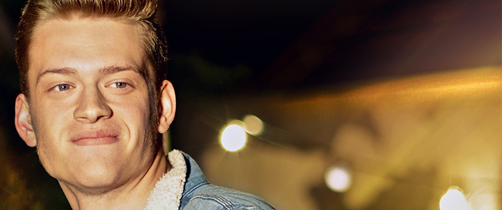 Jérémie Vrielynck beleeft grote doorbraak met nieuwe single 'Alleen bij jou' Jérémie Vrielynck beleeft grote doorbraak met nieuwe single 'Alleen bij jou'