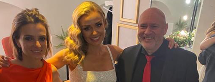 Belgische succesproducer Patrick Hamilton speelde zopas met wereldartieste Katherine Jenkins in de Londense Royal Albert Hall: “Zelfs Sir Cliff Richard was onder de indruk!” Belgische succesproducer Patrick Hamilton speelde zopas met wereldartieste Katherine Jenkins in de Londense Royal Albert Hall: “Zelfs Sir Cliff Richard was onder de indruk!”
