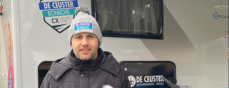 Veldrijder Rob Peeters keert terug als coach bij het vrouwelijke De Ceuster Bonache Cycling Team! Veldrijder Rob Peeters keert terug als coach bij het vrouwelijke De Ceuster Bonache Cycling Team!