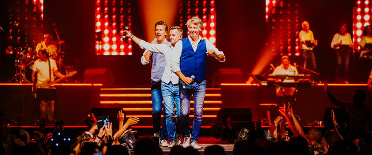 7 finalisten strijden tijdens eerste Schlagerfestival Zomereditie-talentenjacht op donderdag 15 juni 2023 voor de overwinning 7 finalisten strijden tijdens eerste Schlagerfestival Zomereditie-talentenjacht op donderdag 15 juni 2023 voor de overwinning