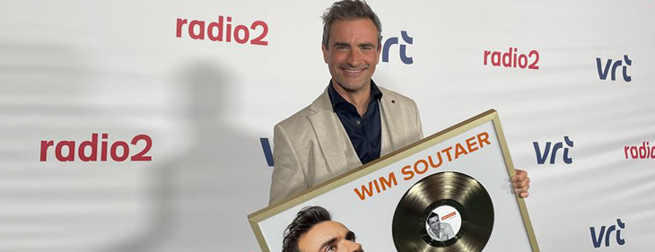 Wim Soutaer krijgt een speciale ‘gouden’ award voor ‘Allemaal’ Wim Soutaer krijgt een speciale ‘gouden’ award voor ‘Allemaal’
