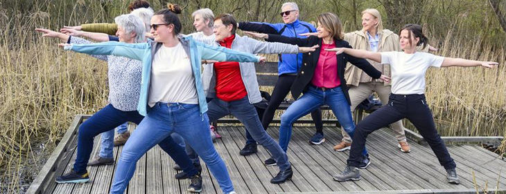 Zintuigen- en meditatiewandelingen voltreffers in het Bilzerse bloesemprogramma