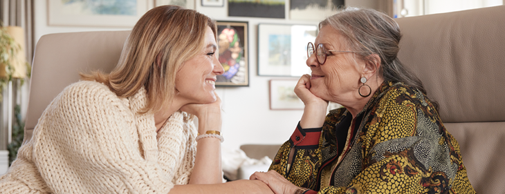 Eerste ambassadrice van Palliatieve Zorg Vlaanderen: Evi Hanssen! “Een ode aan mijn moeder en tegelijk aan alle mantelzorgers die hun dierbare moeten afgeven.” Eerste ambassadrice van Palliatieve Zorg Vlaanderen: Evi Hanssen! “Een ode aan mijn moeder en tegelijk aan alle mantelzorgers die hun dierbare moeten afgeven.”