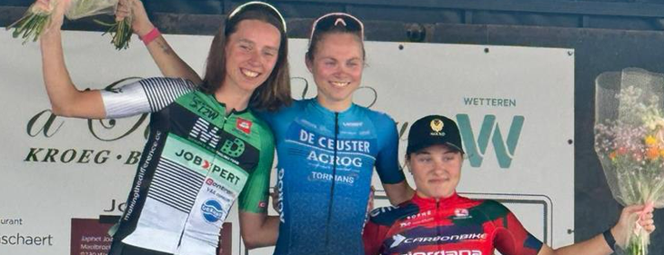 Wielrenster Laura Verdonschot wint, voor het eerst sinds de junioren, de wegwedstrijd in Massemen Wielrenster Laura Verdonschot wint, voor het eerst sinds de junioren, de wegwedstrijd in Massemen