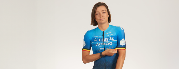 Belgisch kampioene Jesse Vandenbulcke combineert deze winter de beachraces opnieuw met veldrijden: “zondag nemen we deel aan de BK beachrace in Bredene. De dag nadien starten we in de Superprestige Mol” Belgisch kampioene Jesse Vandenbulcke combineert deze winter de beachraces opnieuw met veldrijden: “zondag nemen we deel aan de BK beachrace in Bredene. De dag nadien starten we in de Superprestige Mol”
