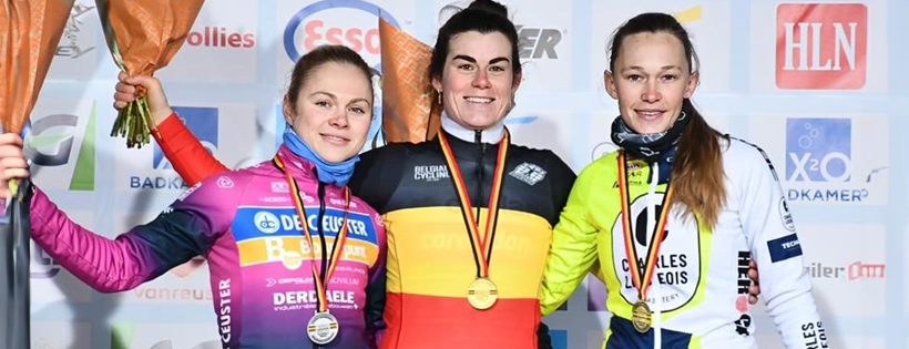 Laura Verdonschot (De Ceuster Bouwpunt) wordt 2de op het BK: “Ik heb mezelf overtroffen in mijn laatste cross van dit seizoen” Laura Verdonschot (De Ceuster Bouwpunt) wordt 2de op het BK: “Ik heb mezelf overtroffen in mijn laatste cross van dit seizoen”