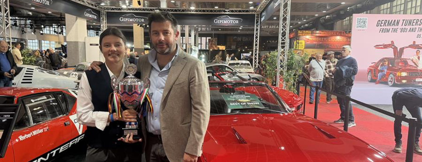 Evers restauratiebedrijf wint opnieuw prestigieuze prijs op InterClassics Brussels Evers restauratiebedrijf wint opnieuw prestigieuze prijs op InterClassics Brussels