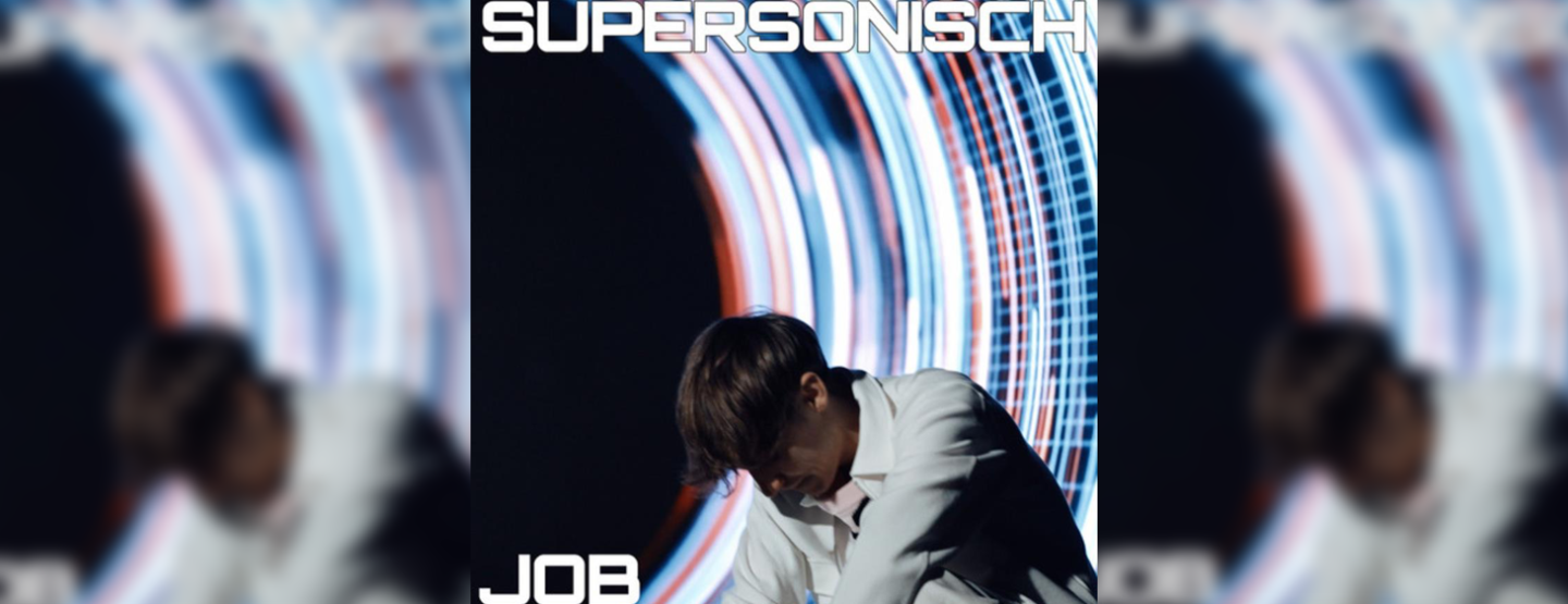 Snelheid, ambitie en een vlucht naar de maan: JOB gaat ‘Supersonisch’ Snelheid, ambitie en een vlucht naar de maan: JOB gaat ‘Supersonisch’