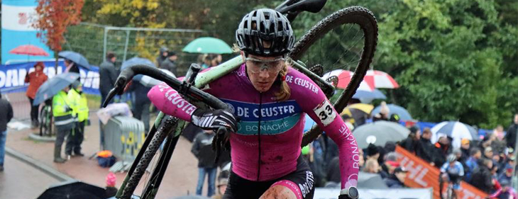 Veldrijdster Alicia Franck rijdt zaterdag in Essen voor haar toekomstig thuispubliek