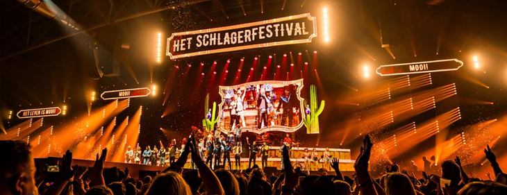 Kürt Rogiers op een paard, een ode aan Rob de Nijs en een Schlagerfestival-ster voor André Hazes. Dit was de eerste ‘Wild Wild West’-avond van Het Schlagerfestival 2025