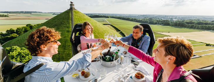 ‘Dinner in the Sky’ oog in oog met de Leeuw