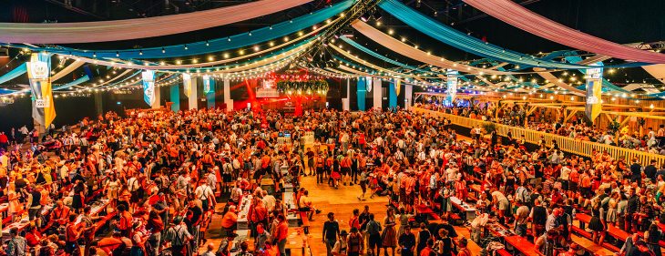 Eerste editie van Leuvense Oktoberfeesten in Brabanthal uitverkocht