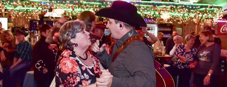 Countryzanger Robby Longo: “Dit momentje zag ik niet aankomen, maar het was wel zalig!”