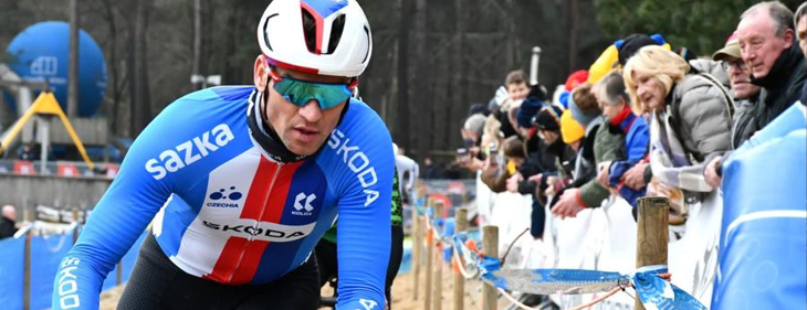 Zdeněk &Scaron;tybar knalt op het WK veldrijden