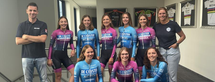 De Ceuster Bouwkranen en De Ceuster-Acrog met een internationale flair en gezonde ambitie klaar voor het nieuwe veldritseizoen De Ceuster Bouwkranen en De Ceuster-Acrog met een internationale flair en gezonde ambitie klaar voor het nieuwe veldritseizoen
